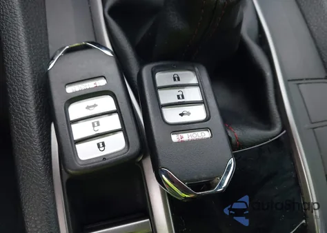 2019 Honda Civic Si z USA, uszkodzony, nr VIN 2HGFC1E51KH702694